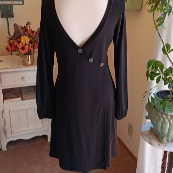 Boston Proper V-Neck  Button Embellished Dress - Picture 5 of 9